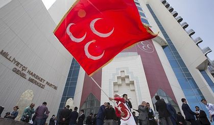 MHP'de bir il teşkilatı daha feshedildi