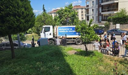 Çöp kamyonunun çarptığı kişi öldü