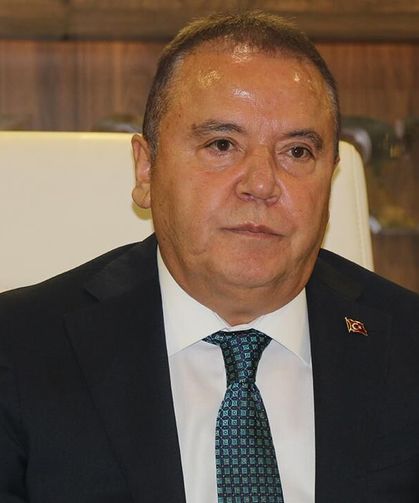 Antalya Büyükşehir Belediye Başkanı Muhittin Böcek hakkında tutuklama kararı!
