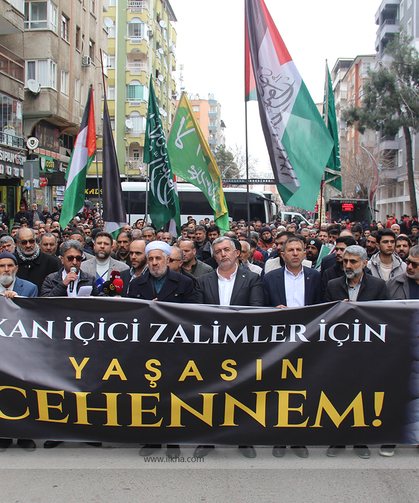 Peygamber Sevdalıları: Amerika ve israilin karşısında Müslümanların yanındayız