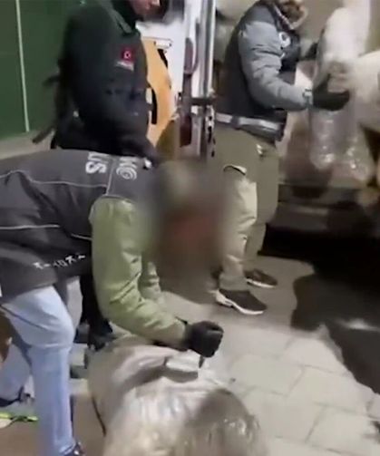 İzmir’de Tonlarca Uyuşturucu Ele Geçirildi!