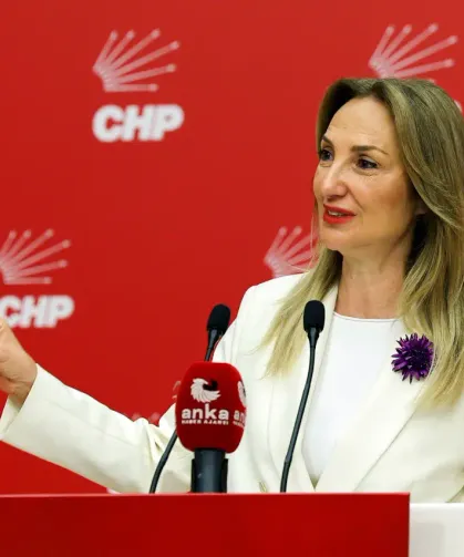 CHP yine 3 km geriden geliyor, aileyi korumanın yolu İstanbul Sözleşmesi diyor
