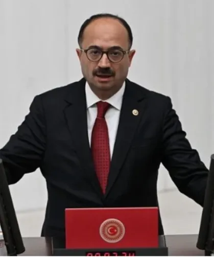 AK Partili vekil: Hayvansever değil, köpeksever denilmeli