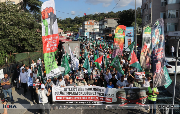 ABD İstanbul'da protesto edildi!