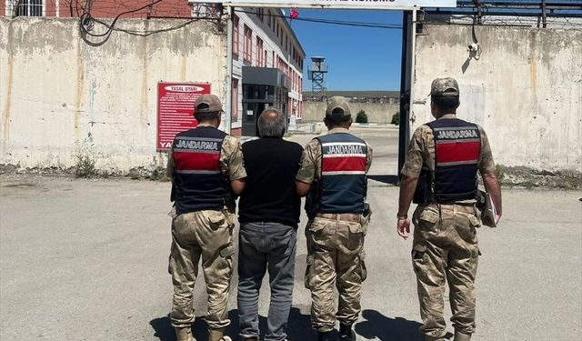 Aranan 100 kişi yakalandı