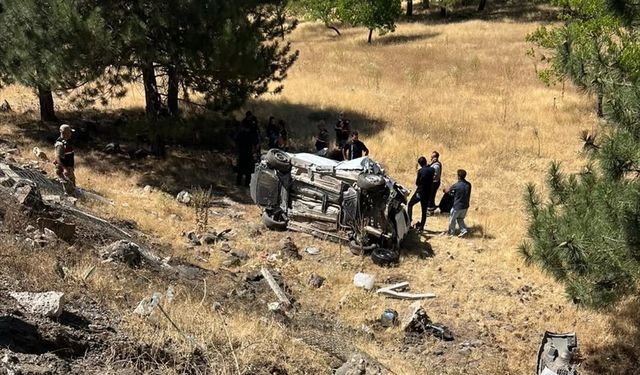 Elazığ'da kaza: Şarampole yuvarlandı!