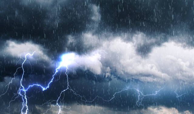 Meteoroloji’den 5 kente sarı kodlu uyarı! AKOM'dan İstanbul açıklaması