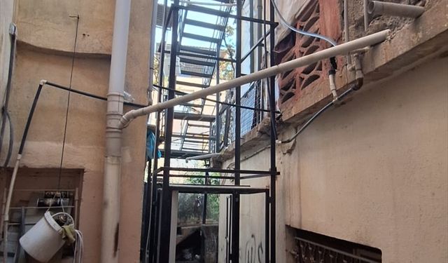 Asansör düştü: 80 yaşındaki kadın can verdi!