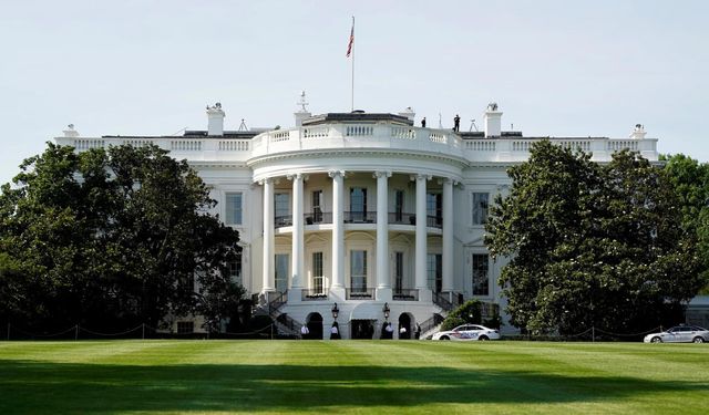 Beyaz Saray, petrol tankerine "İran'a petrol taşıdığı için" el konulduğunu savundu