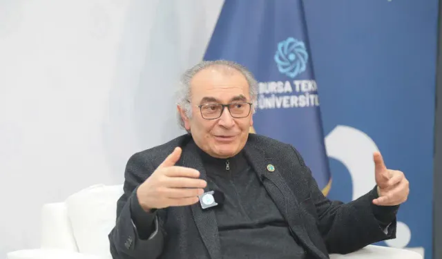 Psikiyatrist Tarhan: Dijital bağımlılık ile hazcılık aileyi ve toplumu tehdit ediyor