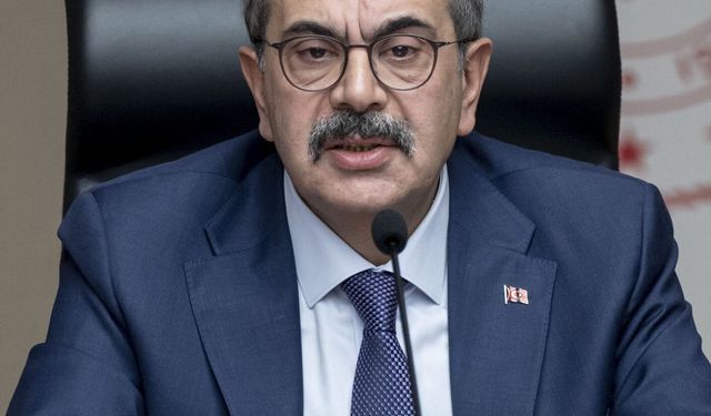 12 yıllık zorunlu eğitim kalkıyor mu? Bakan sinyali verdi