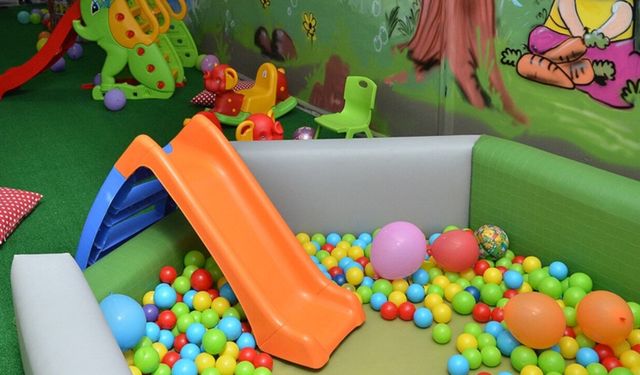 İBB'nin kreş ücretlerine yüzde 60 zam!