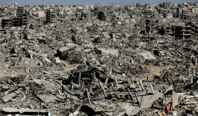 Gazze'de ateşkes sonrası planlı yıkım sürüyor