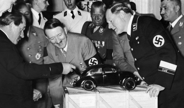 Hitler 'halkın arabası' diye açmıştı, otomobil markası fabrikaları kapatıyor