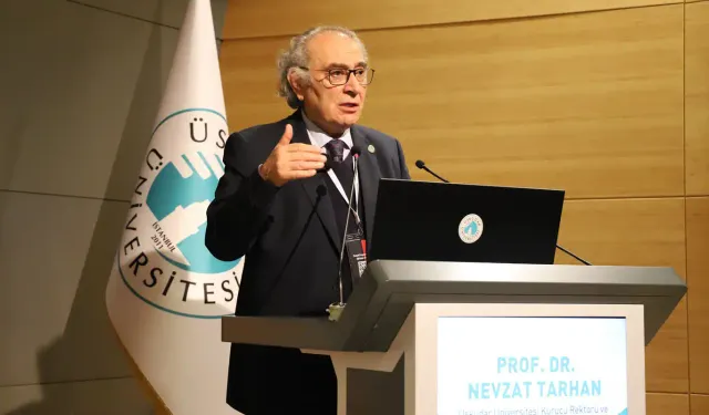 "Şu anda kültür aktarımını artık aile yapmıyor"