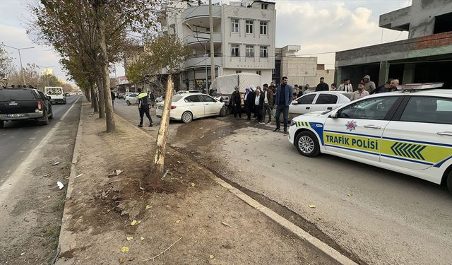 Otomobilin çarptığı yaya hayatını kaybetti