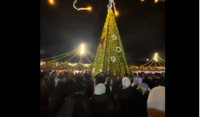 Halk susuz, Belediye ''Noel'' eğlencesinde