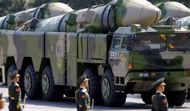 Çin 100'den fazla yeni kıtalararası balistik füze stokladığı iddiasını reddetti