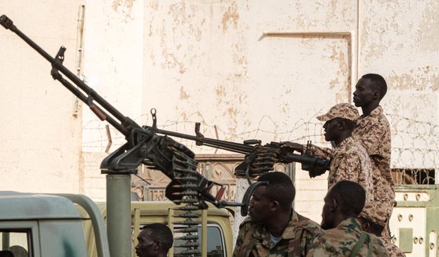 İngilizler Sudan'da Kolombiyalıları savaştırıyor