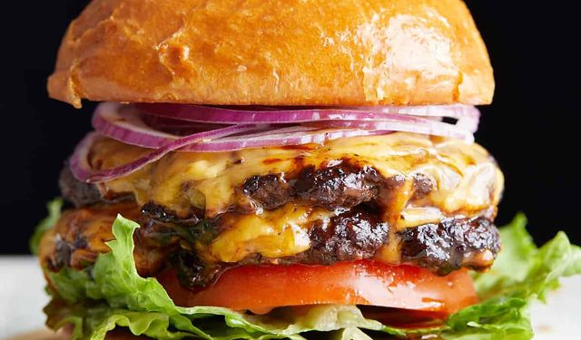 Taklit-tağşiş listesi güncellendi: Hamburger köftesinden kalp çıktı!