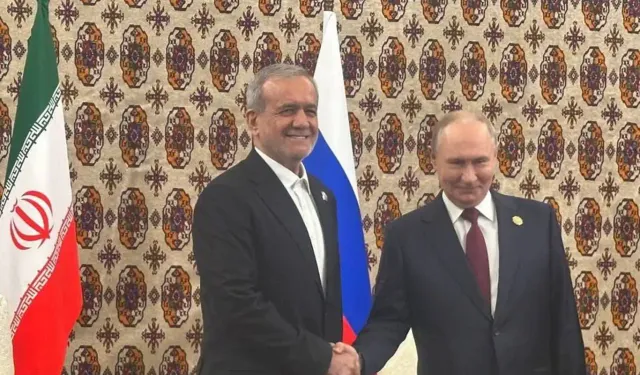 Putin ve Pezeşkiyan bir araya geldi!