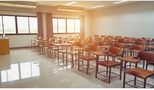 Üniversiteler için üç sömestrli yeni tatil planı