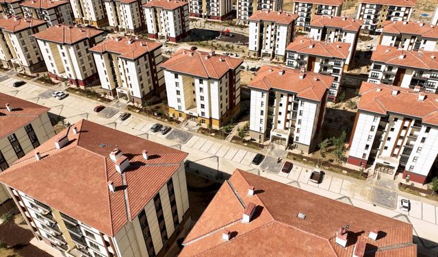 Asgari ücret zammı: Hiç harcamadan kaç yılda ev sahibi olabilirsiniz?