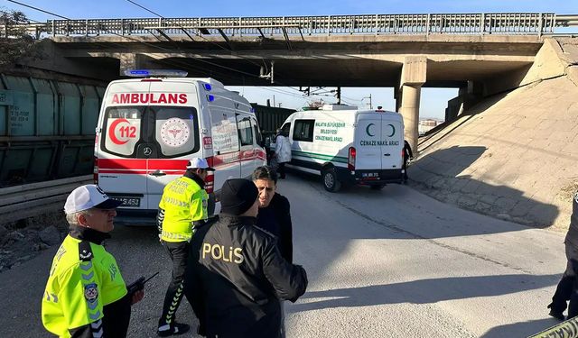 Malatya'da acı olay: Trenin çarptığı öğrenci hayatını kaybetti