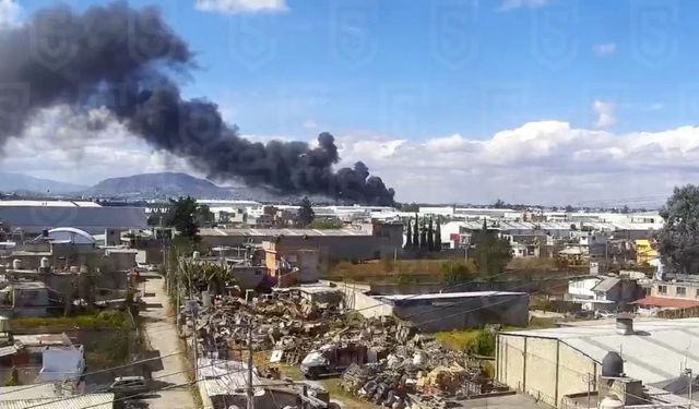 Küçük uçak düştü: En az 7 ölü