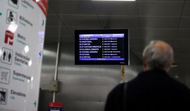 Portekiz'de 12 yıl aradan sonra yapılan ilk genel grev, ulaşımı felç etti!