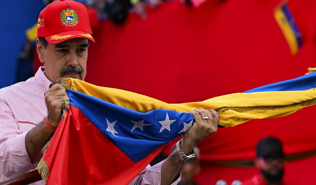 Maduro: Trump ile 'dostane' bir görüşme yaptık