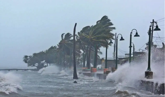Meteoroloji’den Batı Akdeniz için sağanak ve fırtına uyarısı