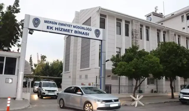 Kendilerini polis ve savcı olarak tanıtarak dolandırıcılık yaptılar!