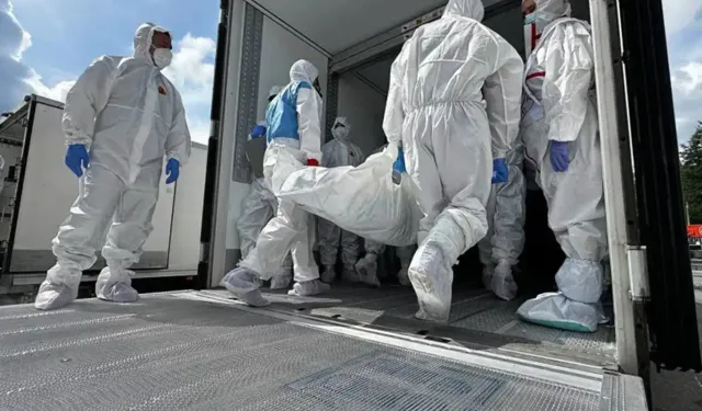 Rusya, 1003 Ukraynalı askerin cenazesini teslim etti!