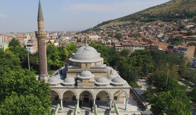 Ramazan ayının müjdecisi Beraat kandili ne zaman idrak edilecek?