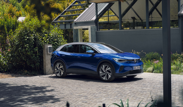 Batarya yangını: 44 bin araba geri çağrıldı