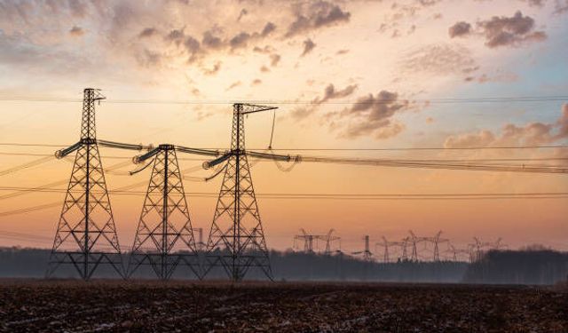 Edirne'de yarın uzun süre elektrik olmayacak: Kesinti listesi açıklandı