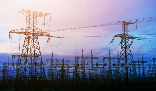 Trakya Elektrik Kırklareli’yi uyardı: 6 ilçelerde 8 Ocak uzun sürekli elektrik kesintisi