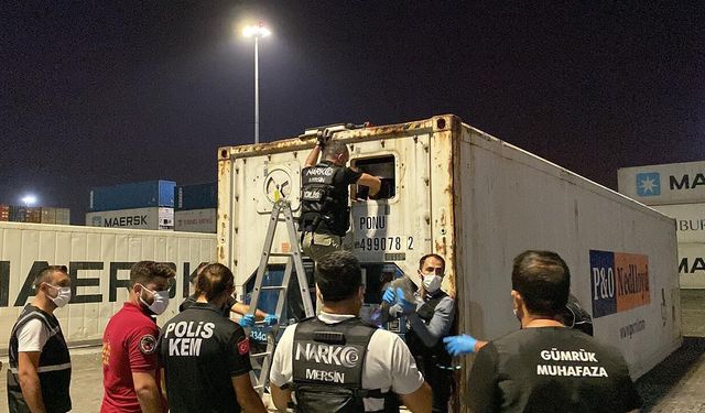 Yer fıstıklarının arasından uyuşturucu çıktı