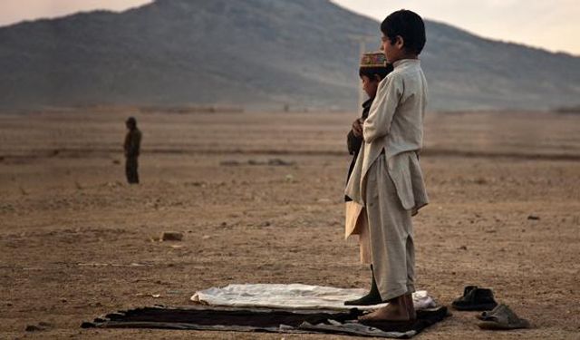 Namaz kılmayan kafir olur mu? Namaz kılmamanın cezası nedir?