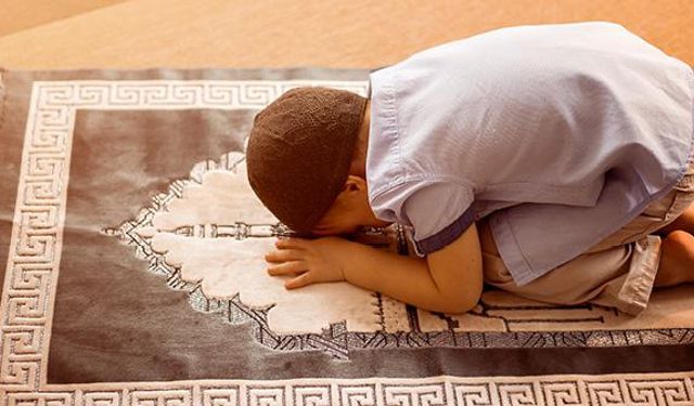 Şükür namazı nasıl kılınır? Şükür secdesi nedir?