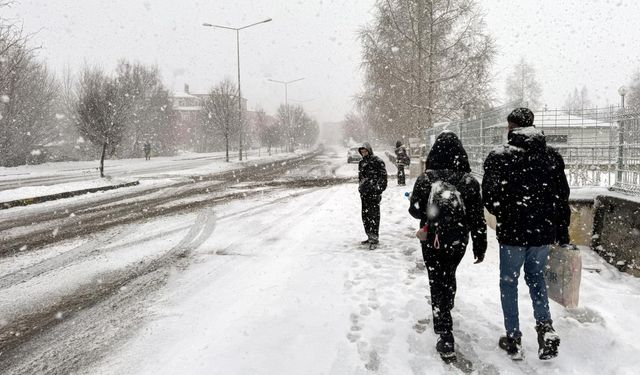 Bir ilde bugün okullar tatil