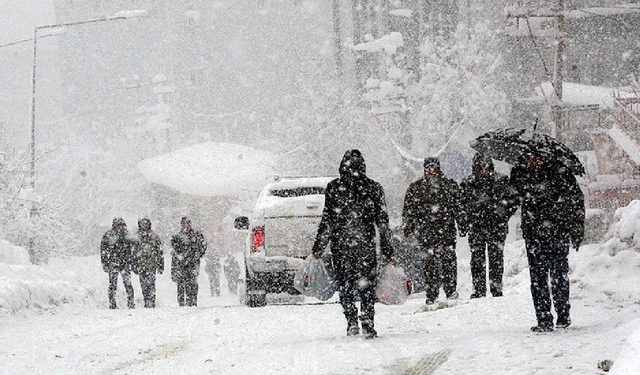 Yarın okullar tatil mi? 26 Şubat 2026 Perşembe hangi illerde okullar tatil edildi?