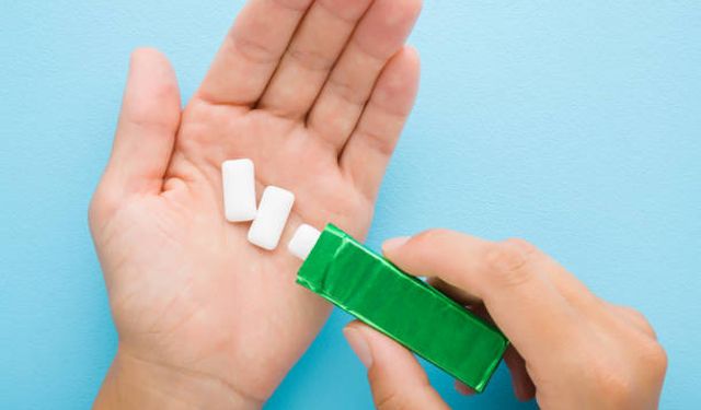 Oruç tutarken sakız çiğnemek orucu bozar mı?