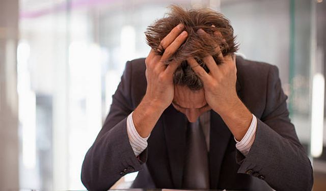 Anksiyete hali nedir, hangi belirtileri gösterir? Anksiyete hakkında yaygın sorular