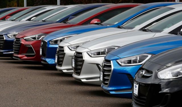 Araba alacaklar dikkat: Zam yolda