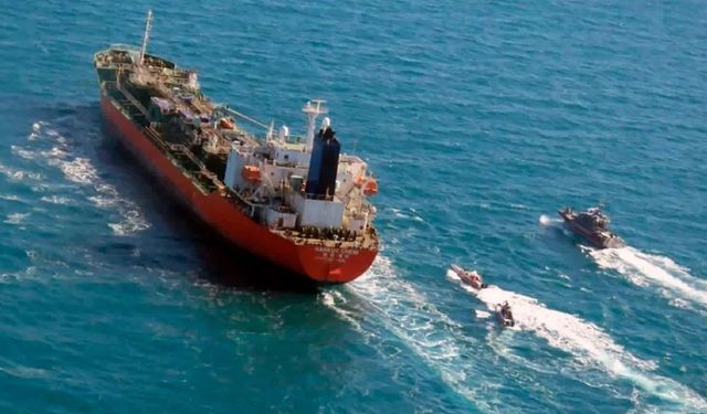 İran kapatmıştı! Basra Körfezi’nde kaç bin gemi bekliyor?