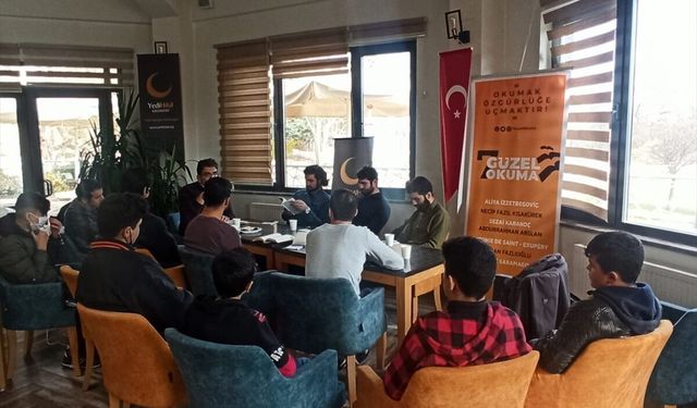 Yedi Güzel Okuma projesi: 40 bin üniversiteli gence ulaştı!