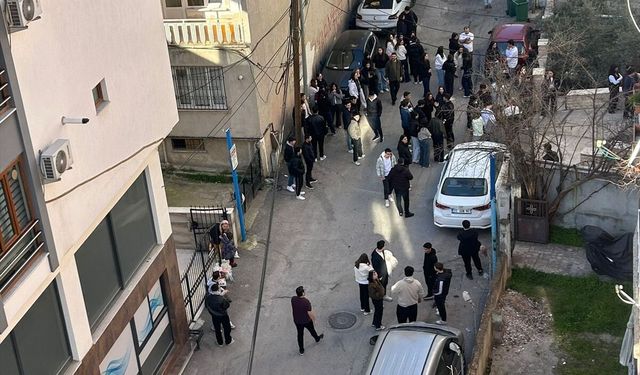 Denizli'de deprem: Bakanlardan art arda açıklamalar