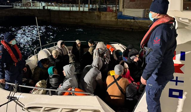 Ayvacık Açıklarında Operasyon: 39 Düzensiz Göçmen Yakalandı